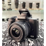 Canon EOS M50 24.1MP 4K vlogging mirrorless camera with 15-45mm lens and accessory bundle – very good condition