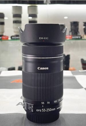 Canon EF-S 55-250mm IS STM telephoto zoom lens for APS-C Canon DSLRs – excellent condition