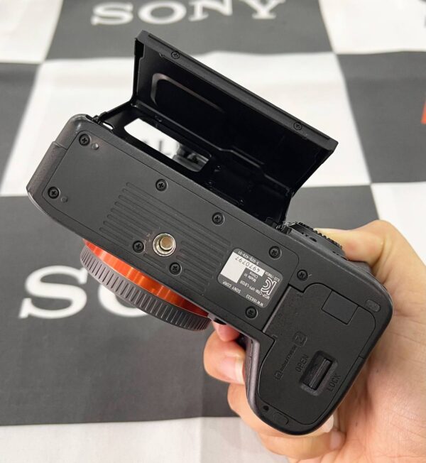 Sony A7R III (A7RM3) Body Only