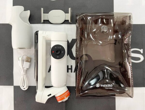 Insta360 Flow AI tracking smartphone gimbal with built-in selfie stick, tripod, and 3-axis stabilization – excellent condition