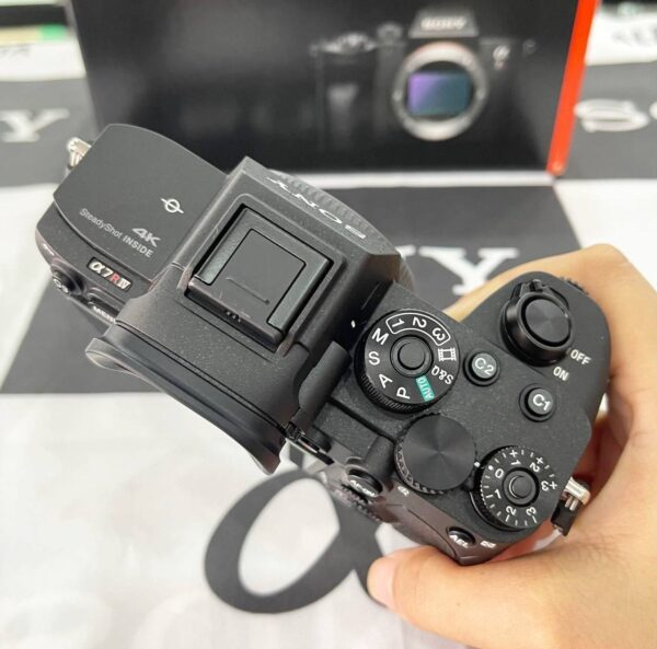 Sony A7R IV (A7RM4) with Accessory Bundle