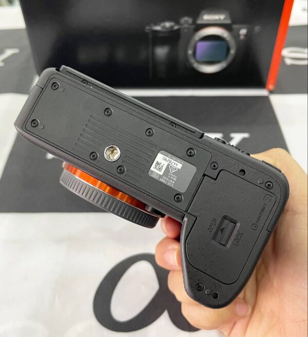 Sony A7R IV (A7RM4) with Accessory Bundle