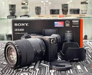 photo_2025-04-09_04-17-26 Sony A6400 premium APS-C mirrorless camera with 18-135mm f/3.5-5.6 OSS zoom lens – excellent condition