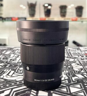 Sigma 56mm f/1.4 DC DN lens excellent condition