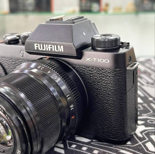 Fujifilm X-T100 (97% Excellent Condition) with XF 50mm f/2 R WR Lens + Accessory Bundle