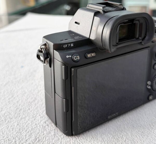 Sony A7 III (ILCE-7M3) with Wireless Microphone + Accessory Bundle