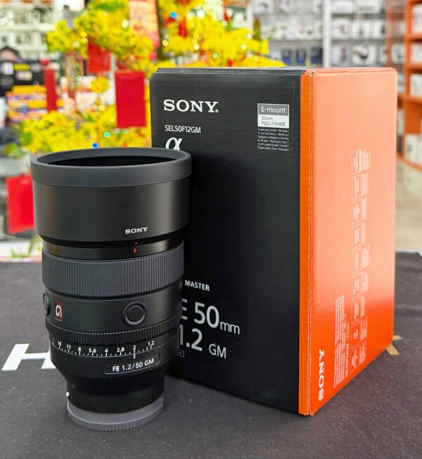 Sony FE 50mm f/1.2 GM flagship G Master ultra-fast standard prime lens with UV filter – excellent condition