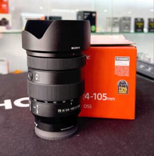 Sony 24-105mm f/4 G OSS lens excellent condition