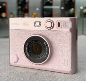 photo_2026-05-20_08-03-24 Fujifilm Instax Mini Evo Pink