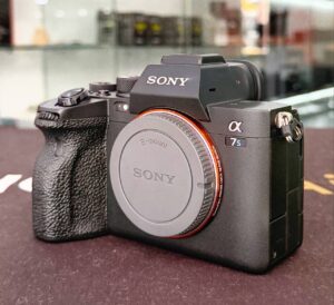 photo_2026-05-26_04-24-06 Sony A7S III 12MP full-frame low-light camera with 4K 120p video – excellent condition
